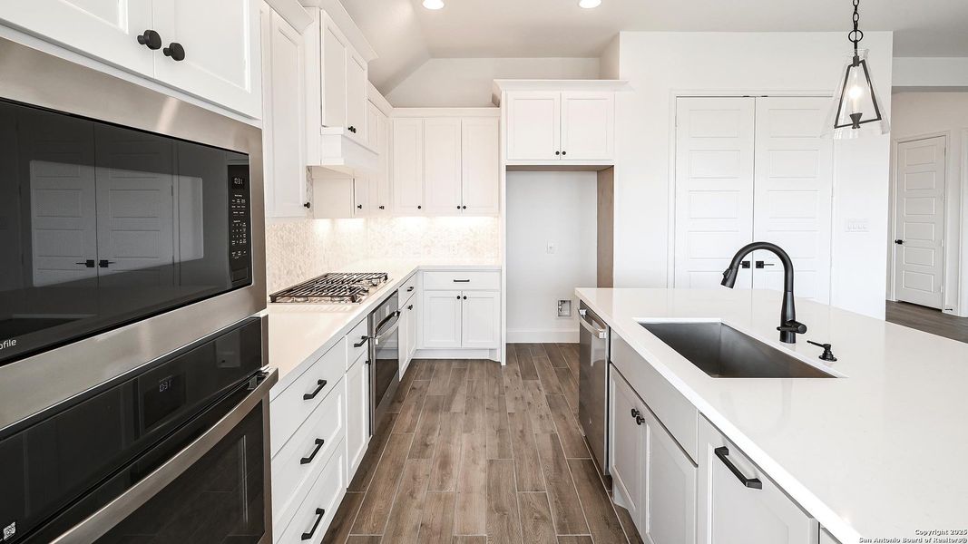 Furnished interior view inside a new home in Cibolo Valley Heights 65', Cibolo (Image 16). Furnished interior view inside a new home in Cibolo Valley Heights 65', Cibolo (Image 16).