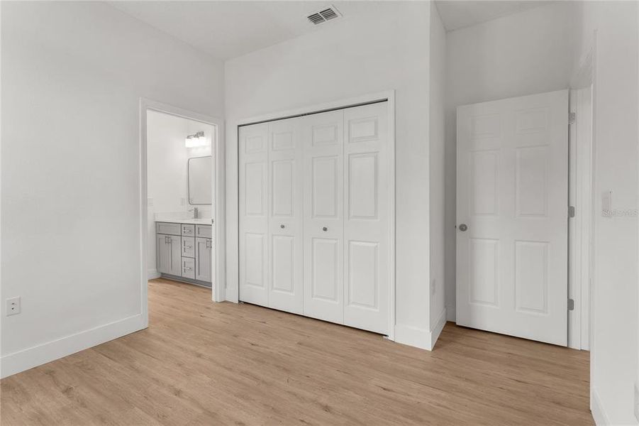 Spacious, unfurnished interior of a new home in , Palm Bay (Image 22).