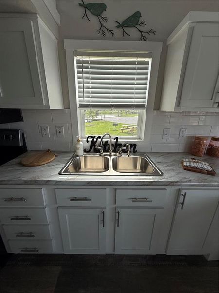 Close-up of interior finishes inside a home in , Punta Gorda (Image 10). Close-up of interior finishes inside a home in , Punta Gorda (Image 10).