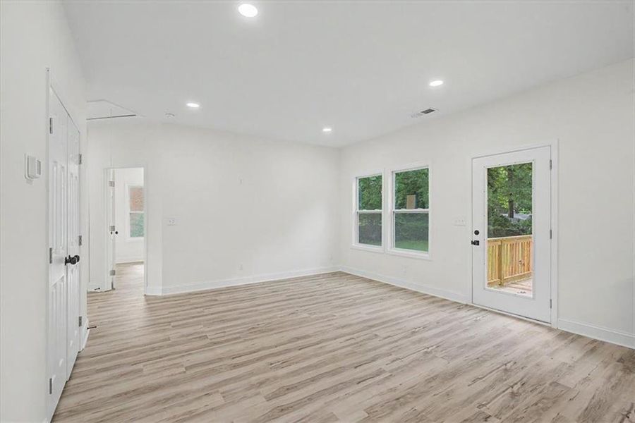Spacious, unfurnished interior of a new home in , Forest Park (Image 15). Spacious, unfurnished interior of a new home in , Forest Park (Image 15).