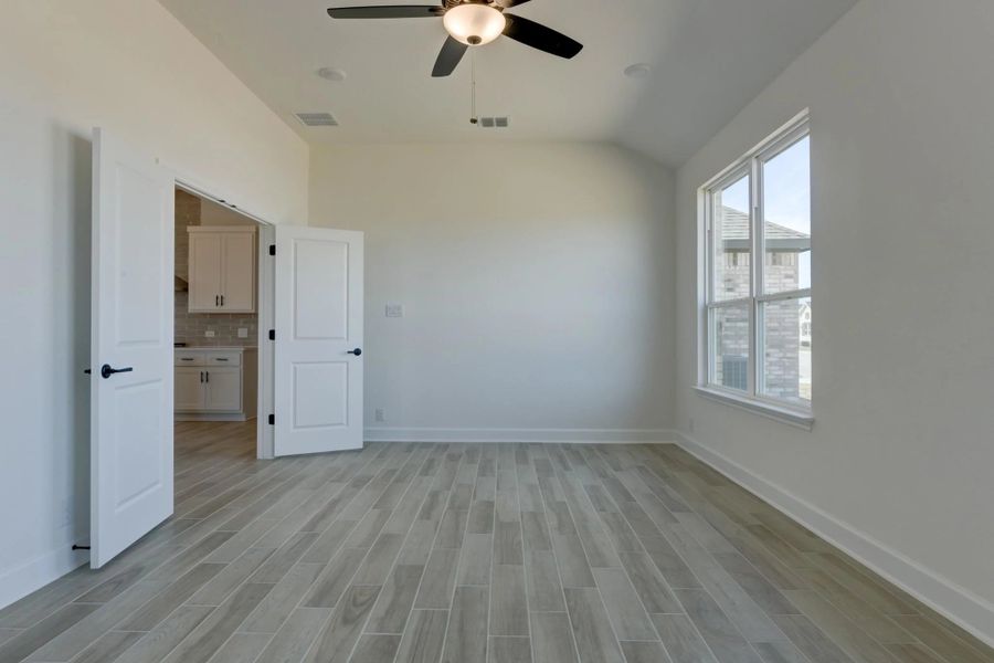 Spacious, unfurnished interior of a new home in Megan's Landing, Castroville (Image 16). Spacious, unfurnished interior of a new home in Megan's Landing, Castroville (Image 16).