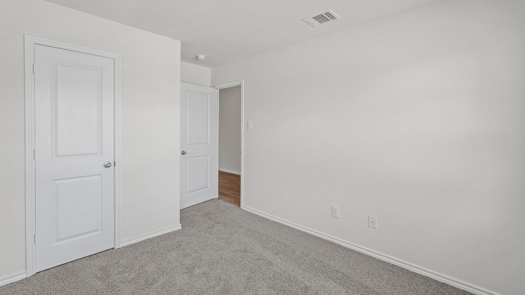 Spacious, unfurnished interior of a new home in Waverly Estates, Josephine (Image 21).