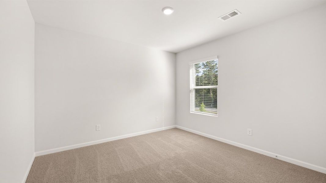 Spacious, unfurnished interior of a new home in Highland Hills, Graniteville (Image 34).