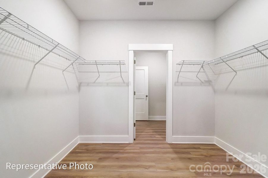 Spacious, unfurnished interior of a new home in Waterford Commons, Rock Hill (Image 14).