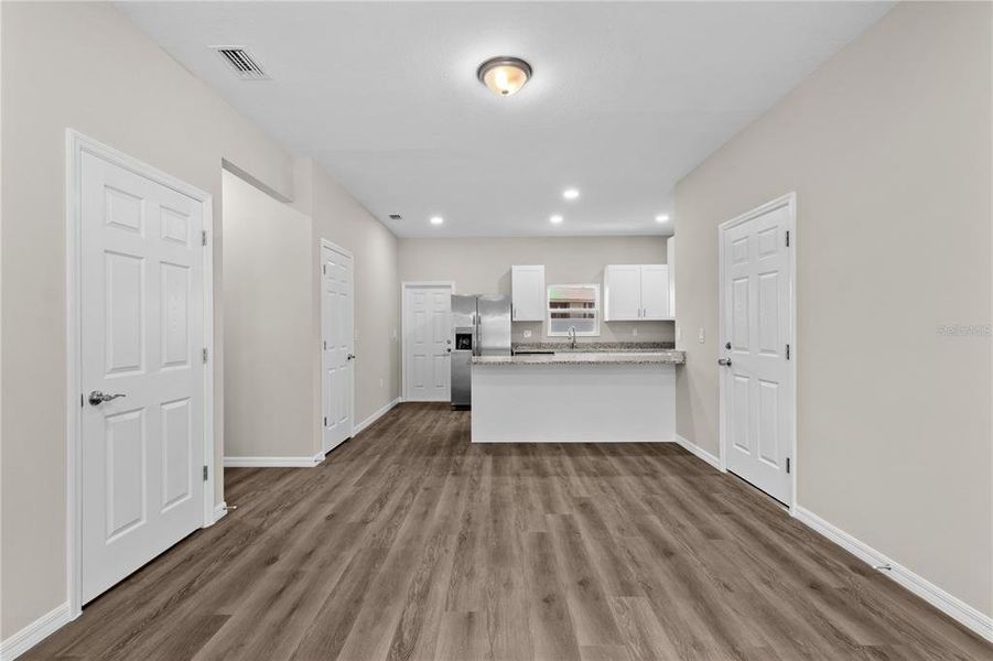 Spacious, unfurnished interior of a new home in , Tampa (Image 43). Spacious, unfurnished interior of a new home in , Tampa (Image 43).
