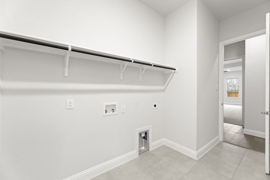 Spacious, unfurnished interior of a new home in Providence Cove, McKinney (Image 27). Spacious, unfurnished interior of a new home in Providence Cove, McKinney (Image 27).