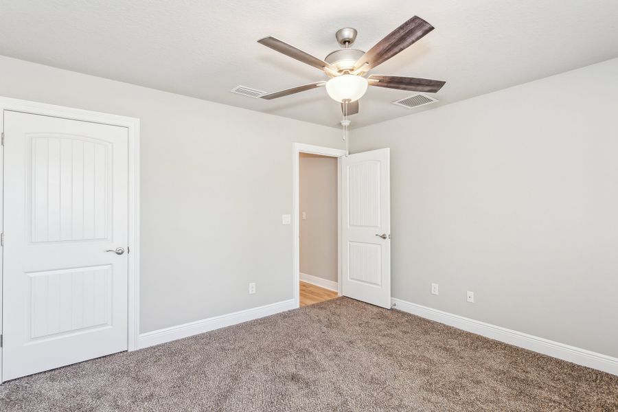 Representative unfurnished interior of a home built from the The Turquoise by Herbst Homes in Clear Water Landing, Milton (Image 94).