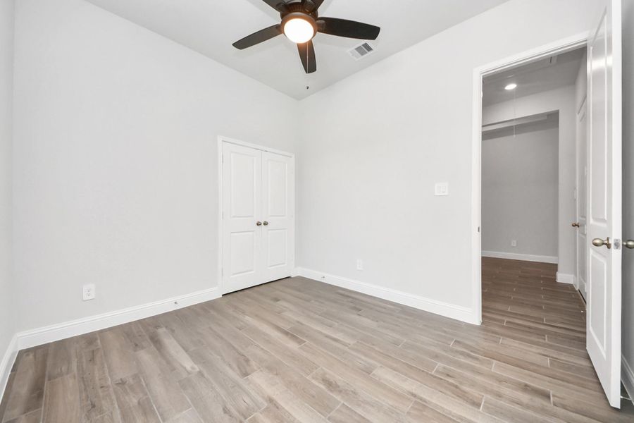 Spacious, unfurnished interior of a new home in Timber Hollow: Heritage Collection, Magnolia (Image 21).