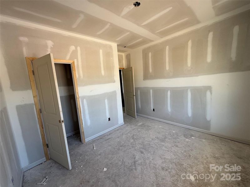 Secondary bedroom #1