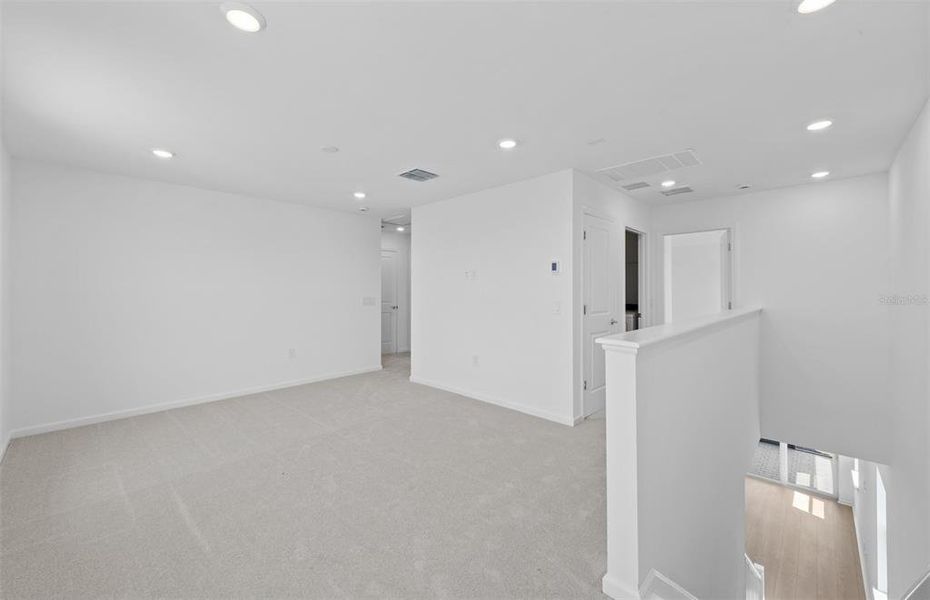 Spacious, unfurnished interior of a new home in , Bradenton (Image 24). Spacious, unfurnished interior of a new home in , Bradenton (Image 24).