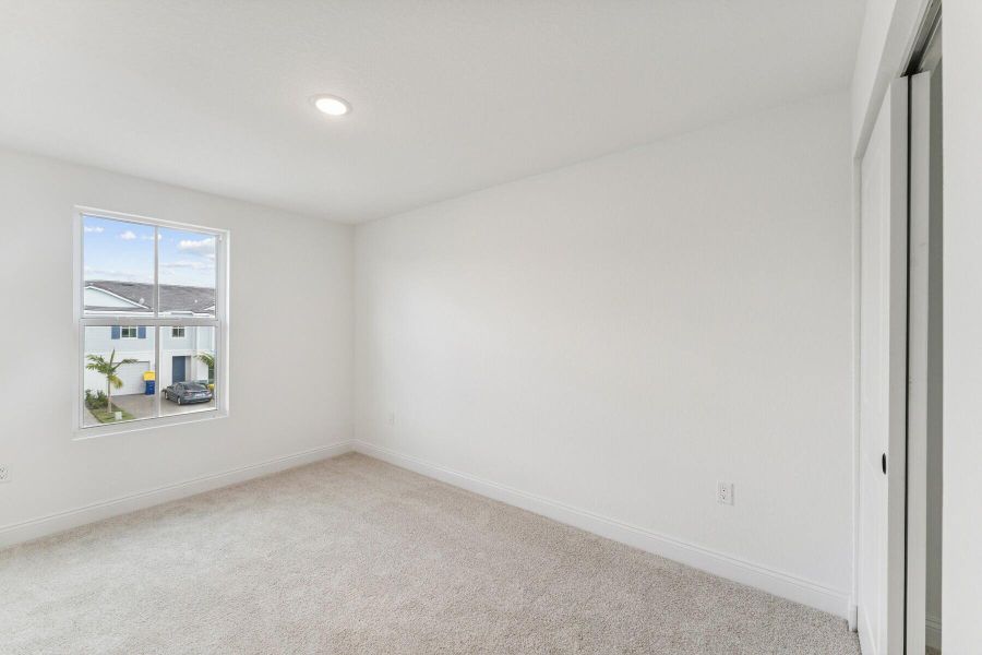 Spacious, unfurnished interior of a new home in , Stuart (Image 29).