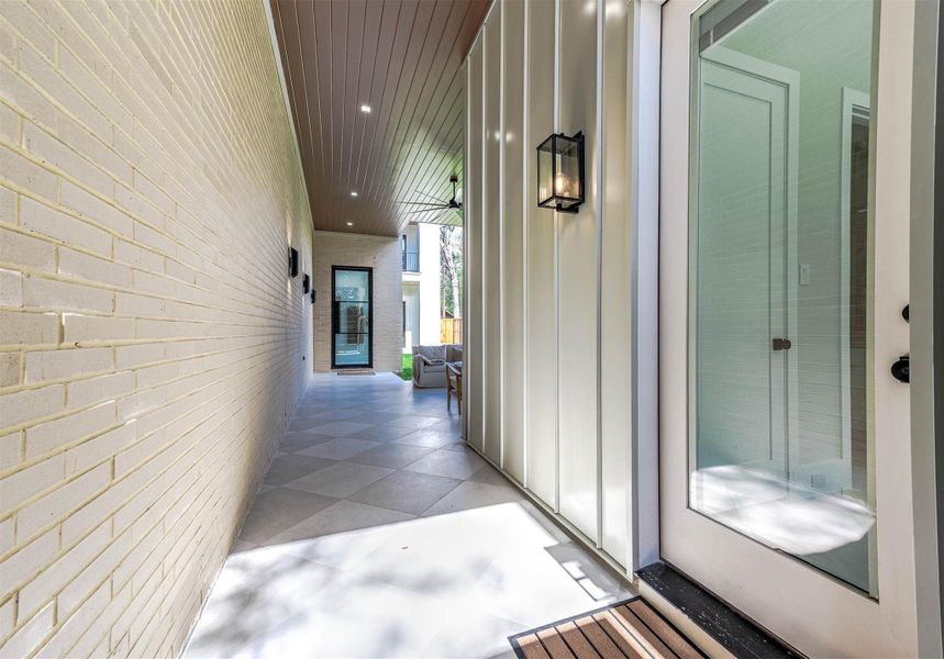 Exterior details and patio area of a home in , Houston (Image 31).