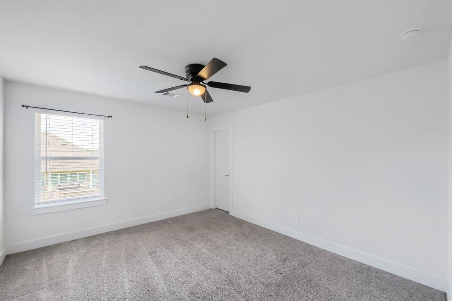 Spacious, unfurnished interior of a new home in Sorella, Tomball (Image 14). Spacious, unfurnished interior of a new home in Sorella, Tomball (Image 14).