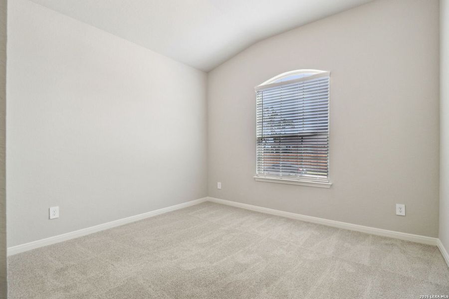 Spacious, unfurnished interior of a new home in Estancia Ranch - Classic Series, San Antonio (Image 21).