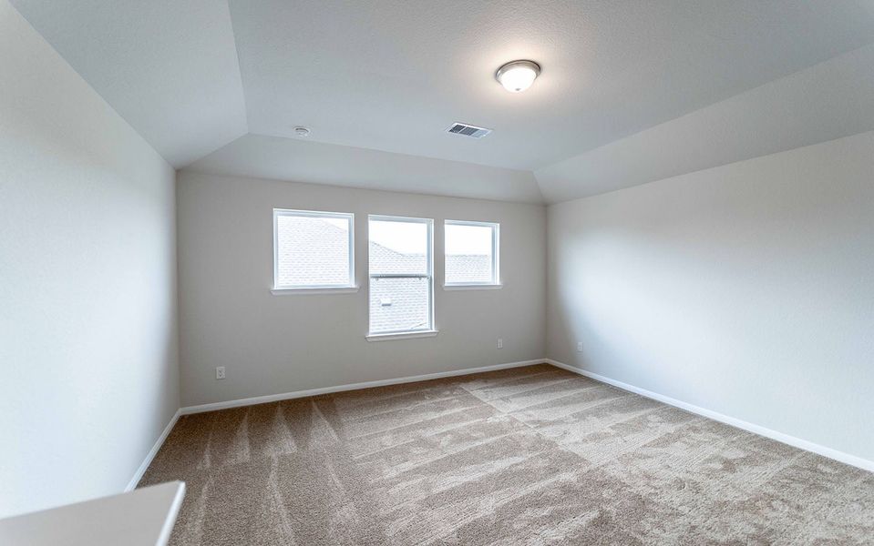 Spacious, unfurnished interior of a new home in Canterra Creek, Iowa Colony (Image 23). Spacious, unfurnished interior of a new home in Canterra Creek, Iowa Colony (Image 23).