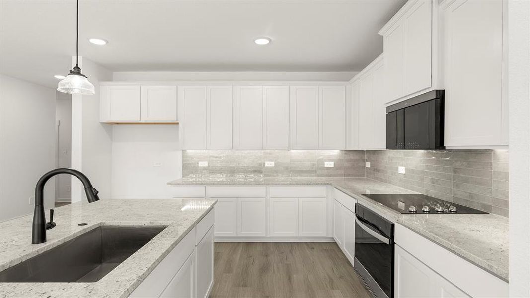 10. 1105 Rushing - Kitchen (3)