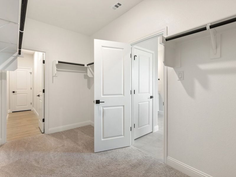 Spacious, unfurnished interior of a new home in Waverly Estates, Nevada (Image 23). Spacious, unfurnished interior of a new home in Waverly Estates, Nevada (Image 23).