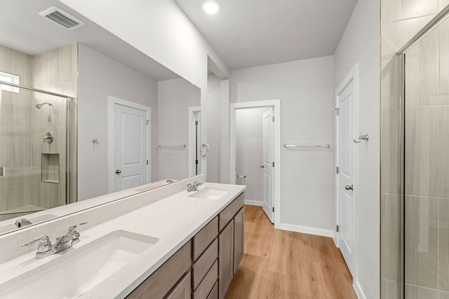 Furnished interior view inside a new home in Hickory Ridge, Elmendorf (Image 19).