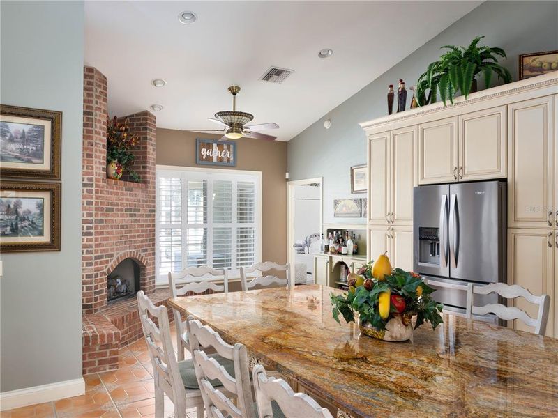 Furnished interior view inside a new home in , Ocklawaha (Image 31).