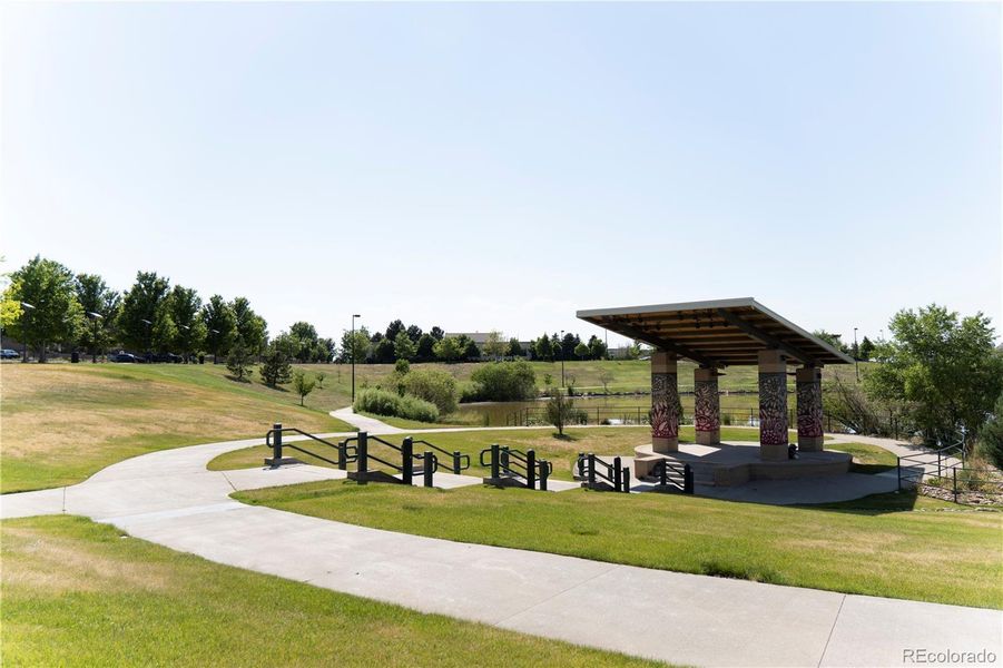 Community amenities in , Aurora (Image 27).