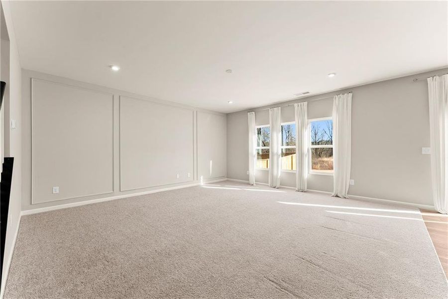 Spacious, unfurnished interior of a new home in , Braselton (Image 29). Spacious, unfurnished interior of a new home in , Braselton (Image 29).