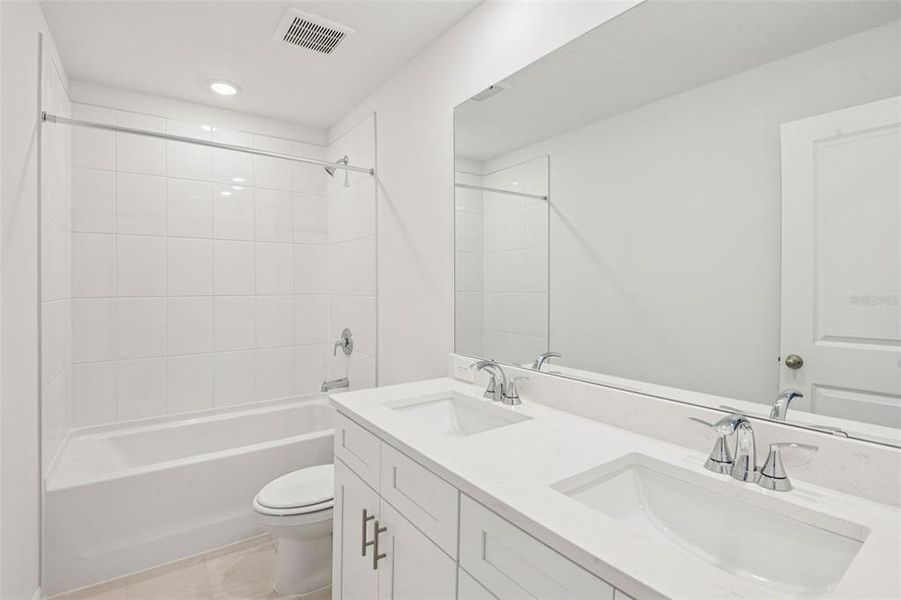 Furnished interior view inside a new home in Hilltop Vistas, Dade City (Image 8).