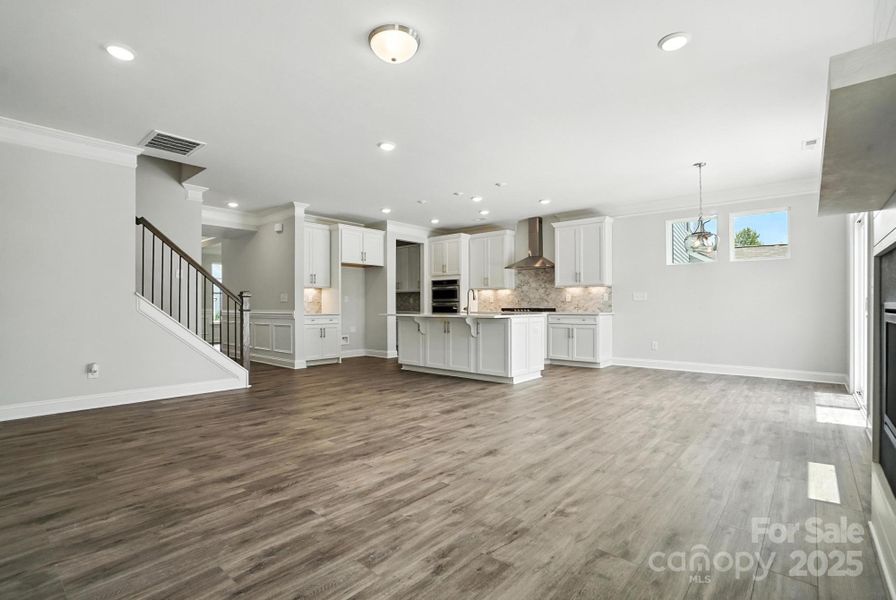 Image 44 of a home in Hampton Woods.