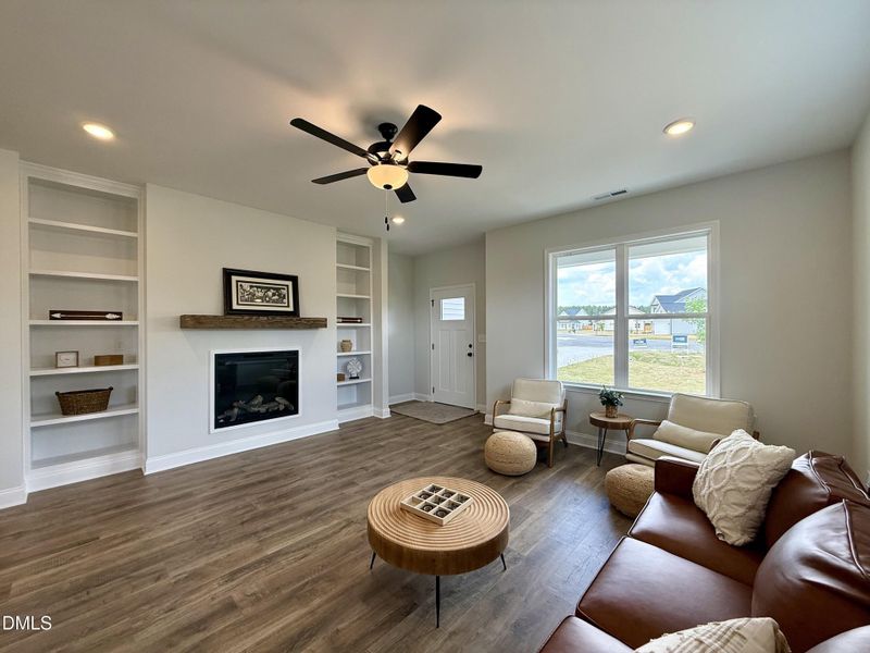 Move In Ready!