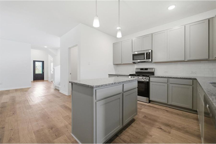Furnished interior view inside a new home in Westridge, McKinney (Image 13).