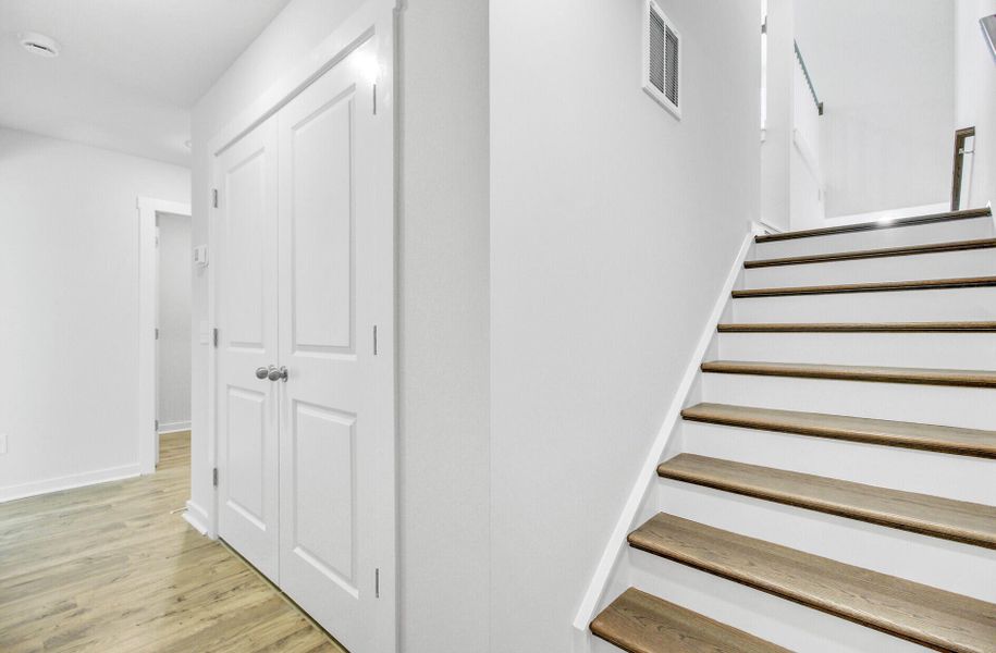 Spacious, unfurnished interior of a new home in Indigo Grove Townhomes, Johns Island (Image 25).