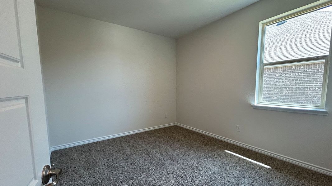 Spacious, unfurnished interior of a new home in Trailstone, Caddo Mills (Image 12).