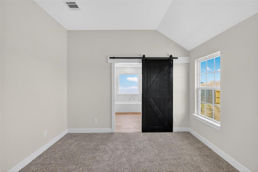 Spacious, unfurnished interior of a new home in , Snook (Image 23).