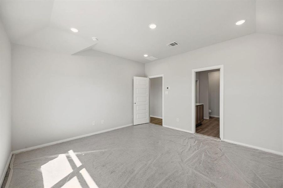 17-web-or-mls-547-frst-hvn-dr 17-web-or-mls-547-frst-hvn-dr