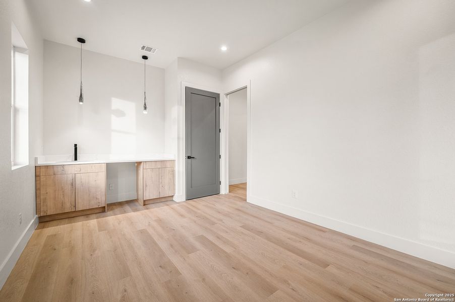 Spacious, unfurnished interior of a new home in , San Antonio (Image 25). Spacious, unfurnished interior of a new home in , San Antonio (Image 25).