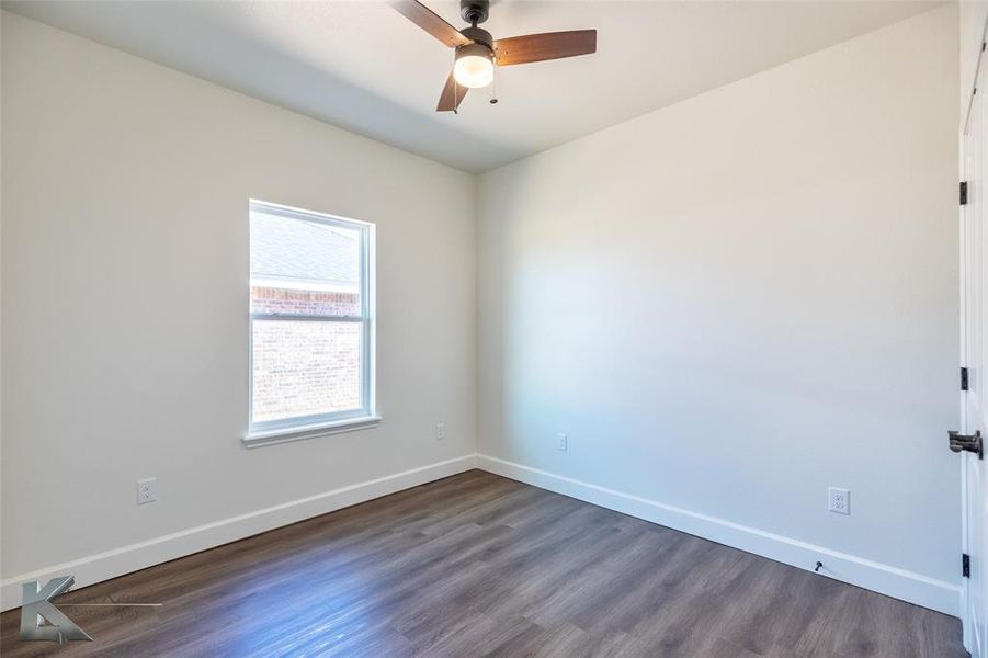 Spacious, unfurnished interior of a new home in , Abilene (Image 22).