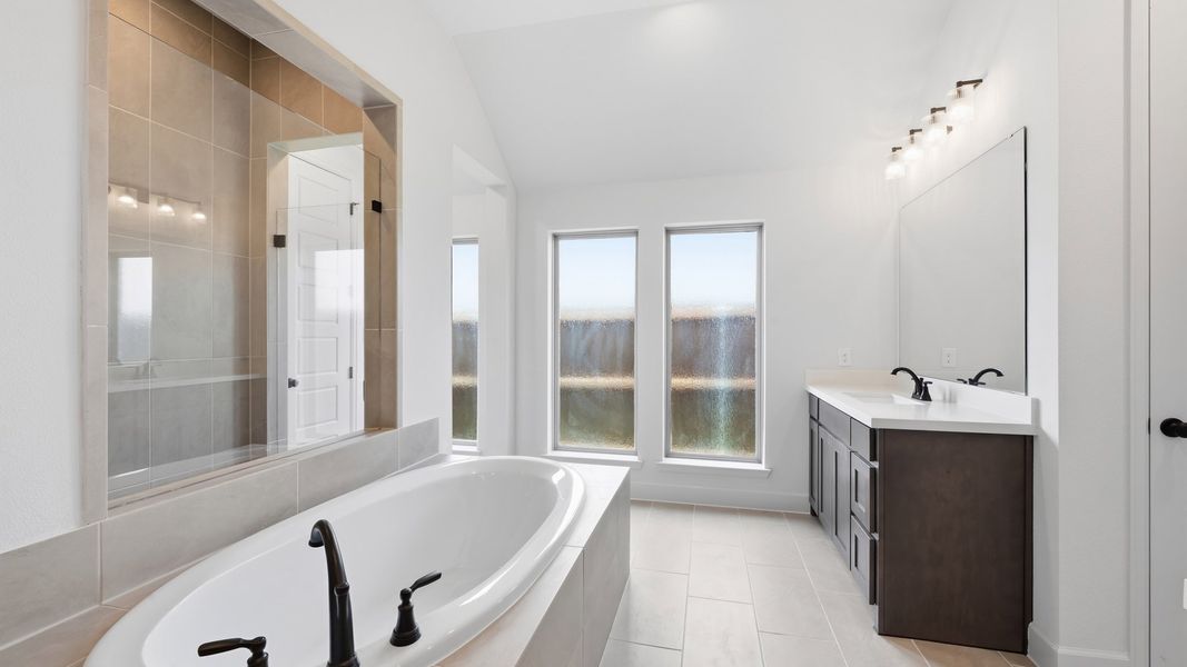 Furnished interior view inside a new home in Meraki, Forney (Image 13).