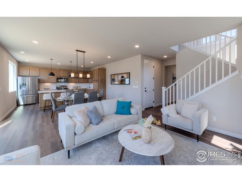 Great room/dining area, kitchen