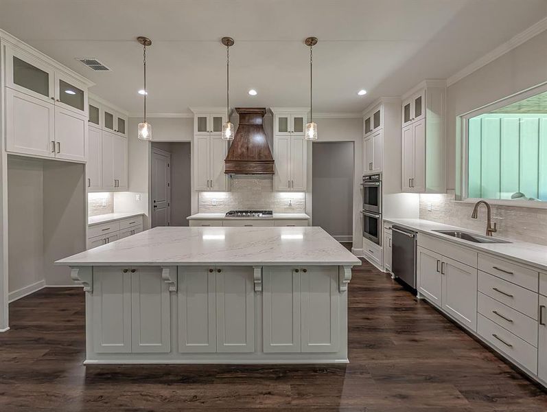 Furnished interior view inside a new home in , Tyler (Image 12).