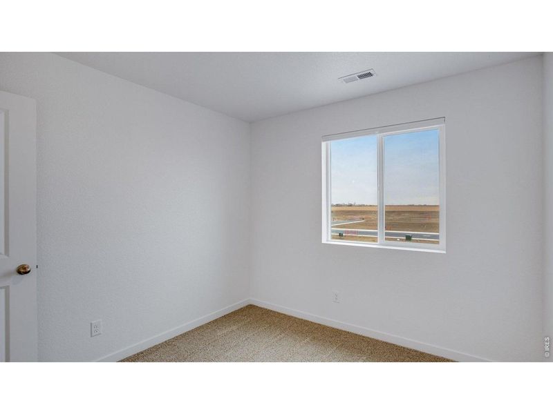 Spacious, unfurnished interior of a new home in Tailholt, Severance (Image 15).