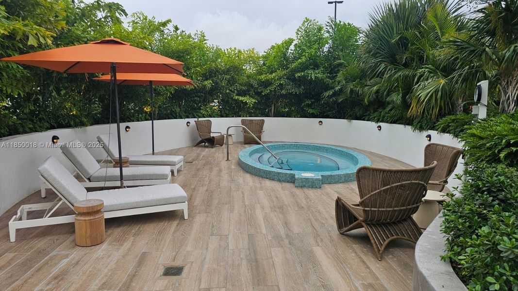 Community amenities in , Miami (Image 36).