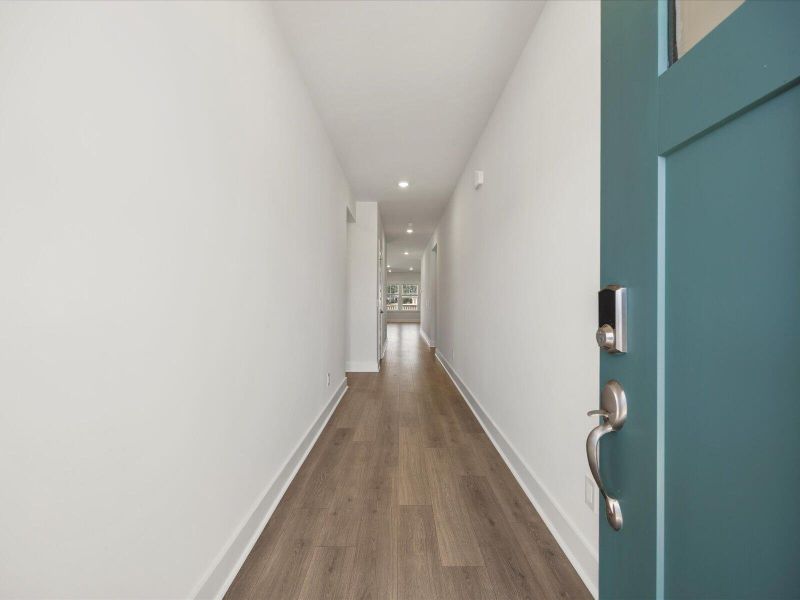 Spacious, unfurnished interior of a new home in The Coves at Lakes of Cane Bay, Summerville (Image 23). Spacious, unfurnished interior of a new home in The Coves at Lakes of Cane Bay, Summerville (Image 23).