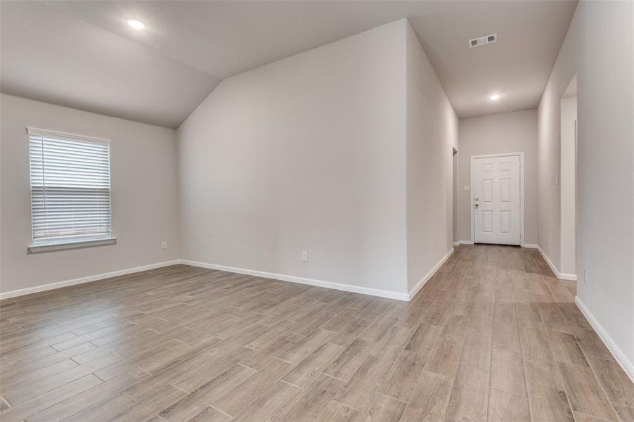Spacious, unfurnished interior of a new home in , Fort Worth (Image 15).