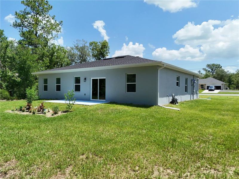 Exterior details and patio area of a home in , Ocala (Image 23).