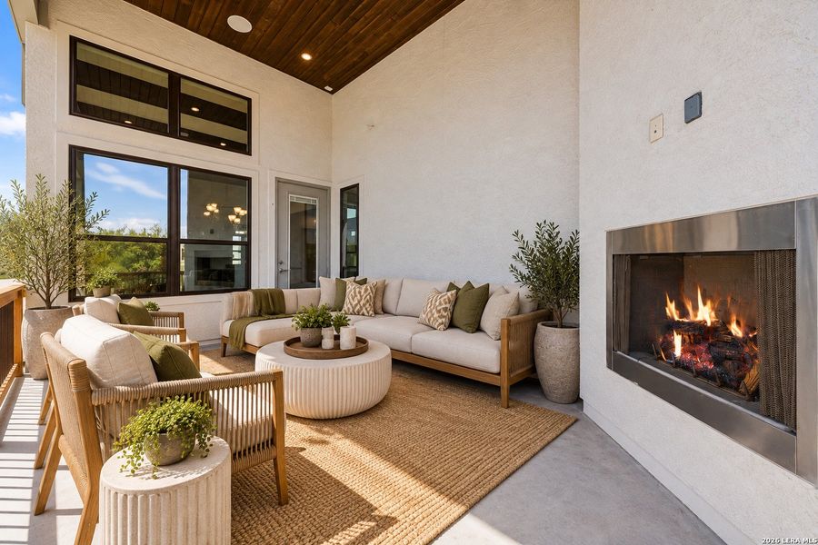 Exterior details and patio area of a home in , San Antonio (Image 3).