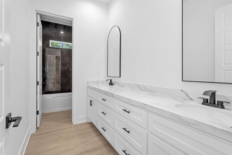 Guest full bath with huge vanity for 2.