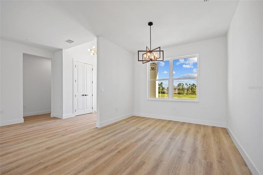Spacious, unfurnished interior of a new home in , Port Charlotte (Image 18).