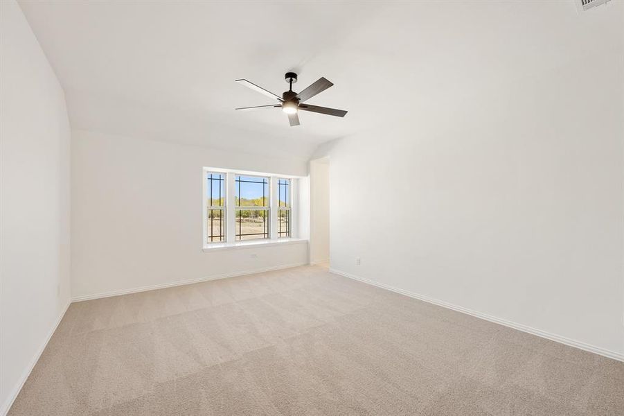 Spacious, unfurnished interior of a new home in Willow Wood Classic 50, McKinney (Image 20).