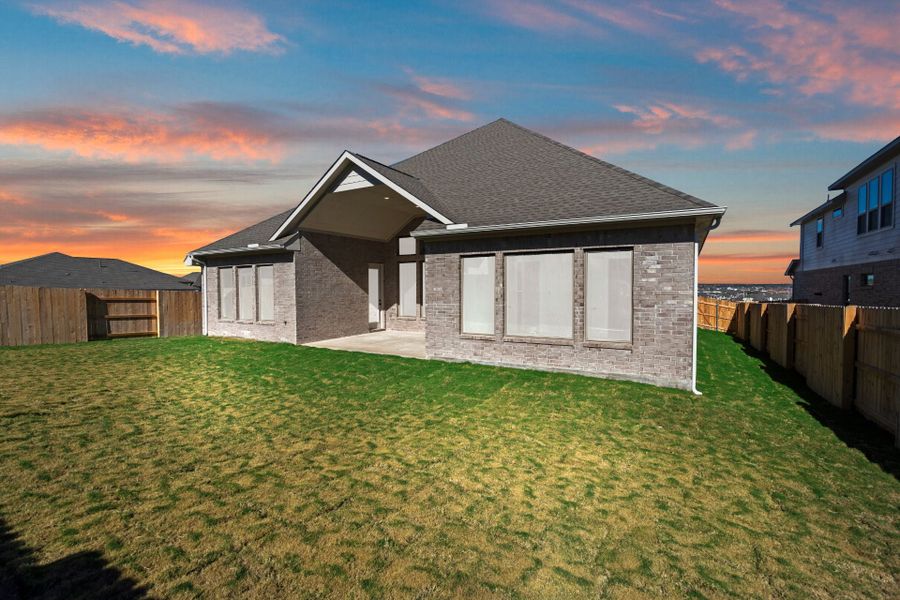 2,879sf New Home in Liberty Hill, TX.  - Slide 4