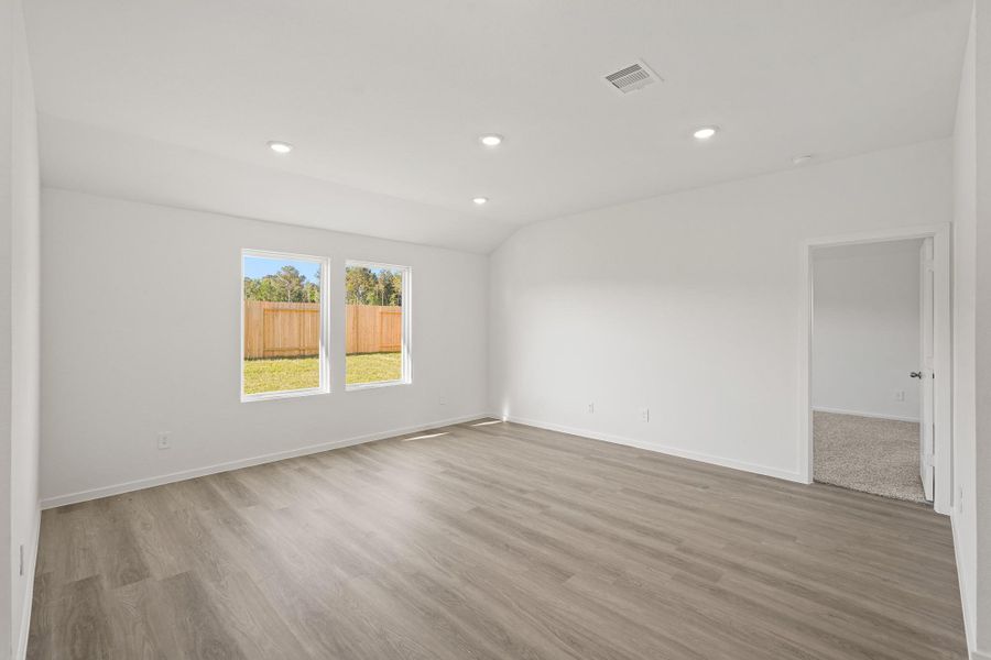 Spacious, unfurnished interior of a new home in New Waverly Station, New Waverly (Image 16).