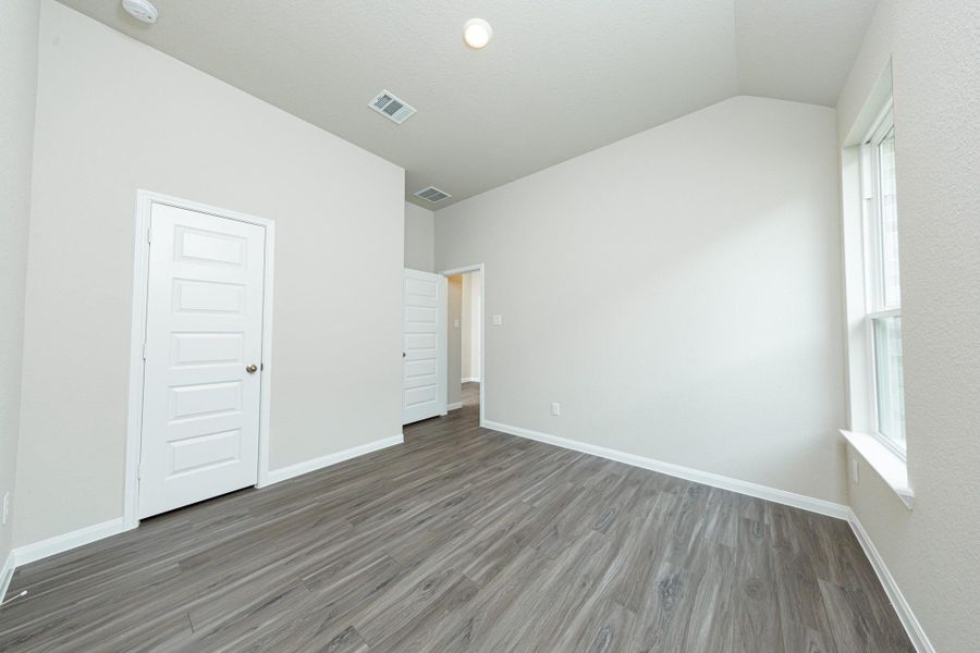 Spacious, unfurnished interior of a new home in Lake Conroe Area Homes, Montgomery (Image 12). Spacious, unfurnished interior of a new home in Lake Conroe Area Homes, Montgomery (Image 12).